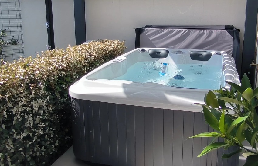 Spa PLUCIA 2